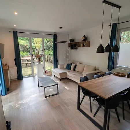 Rustige Bij Deventer Met Prive Terras 木屋 Gorssel