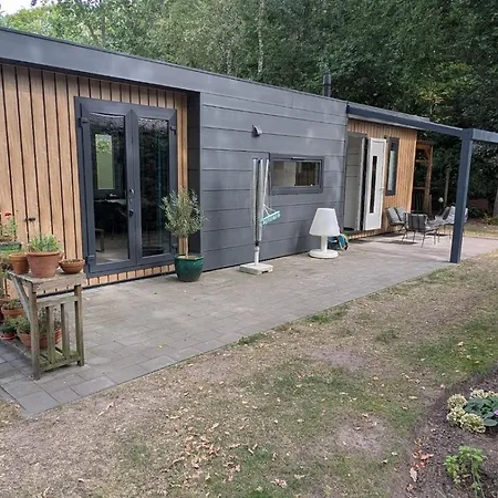 木屋 Rustige Bij Deventer Met Prive Terras Gorssel