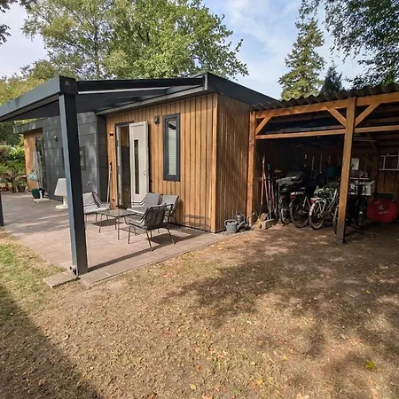 木屋 Rustige Bij Deventer Met Prive Terras *